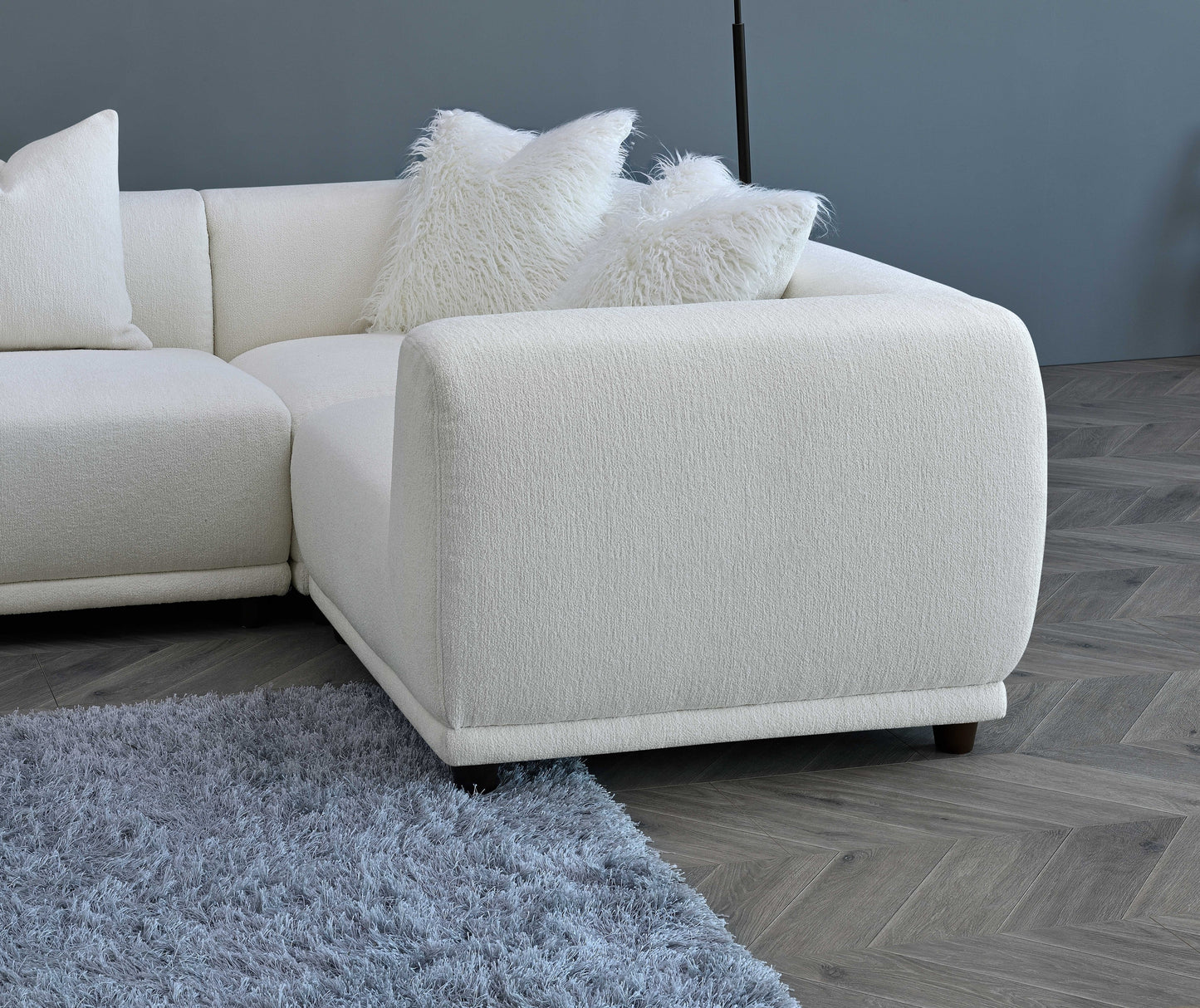 Aluxo LOTTIE Sofa