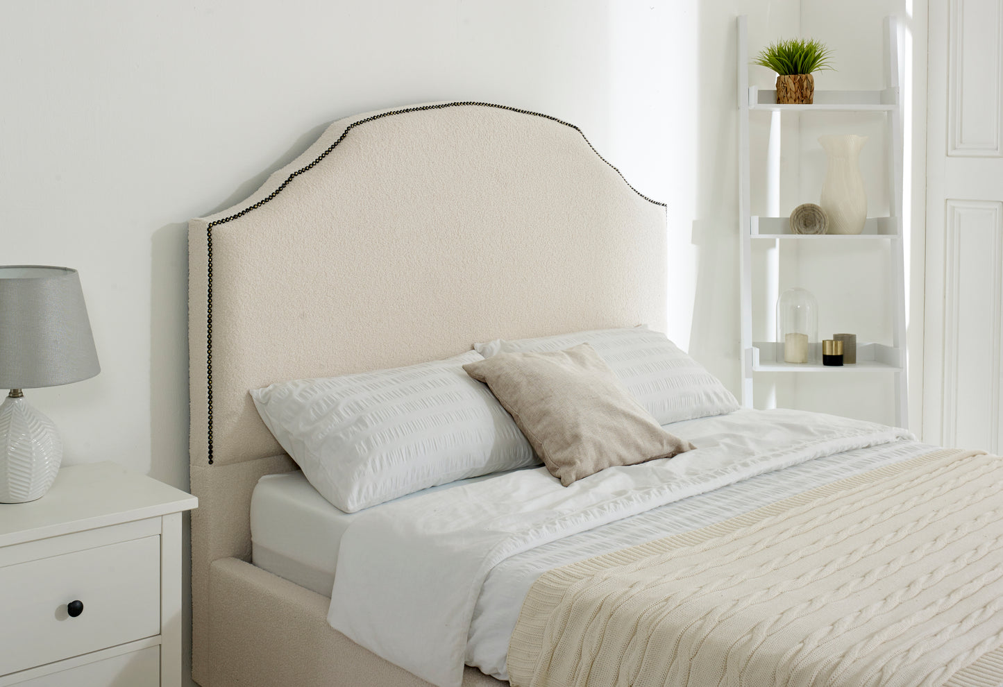 Sareer Bed
