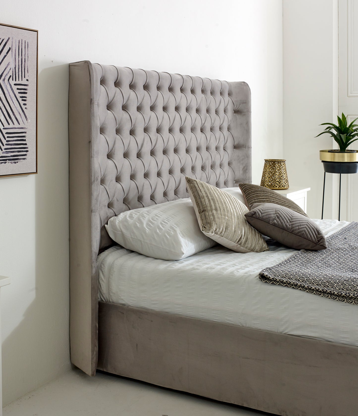 Woodbury Bed